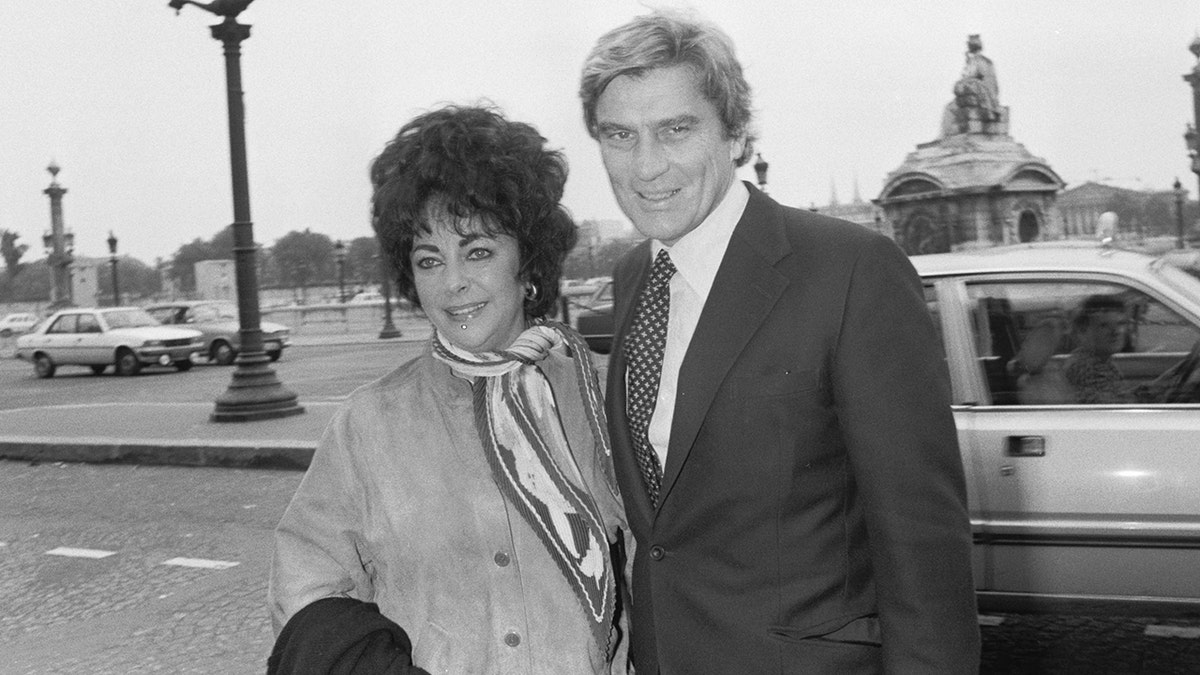 Elizabeth Taylor and John Warner in Paris in 1980.