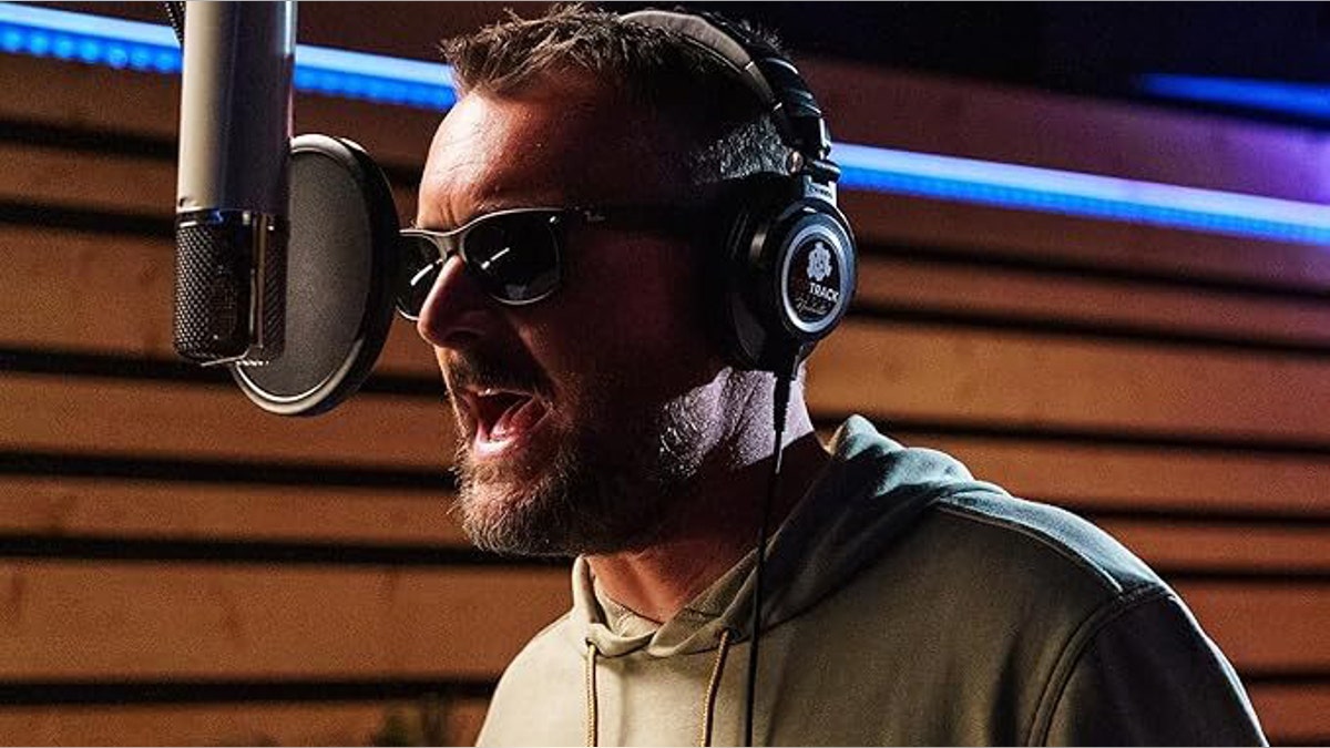 Country music star Eric Church has curated his favorite pieces from the Amazon Field &amp; Stream collection.