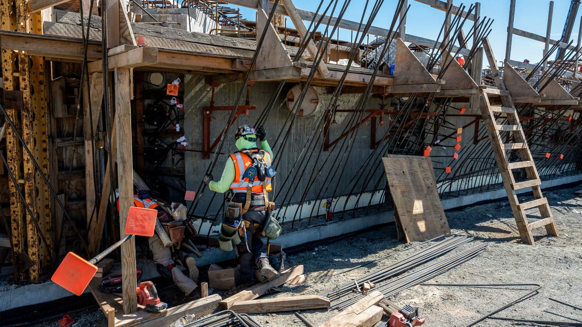 workers on calif high speed rail