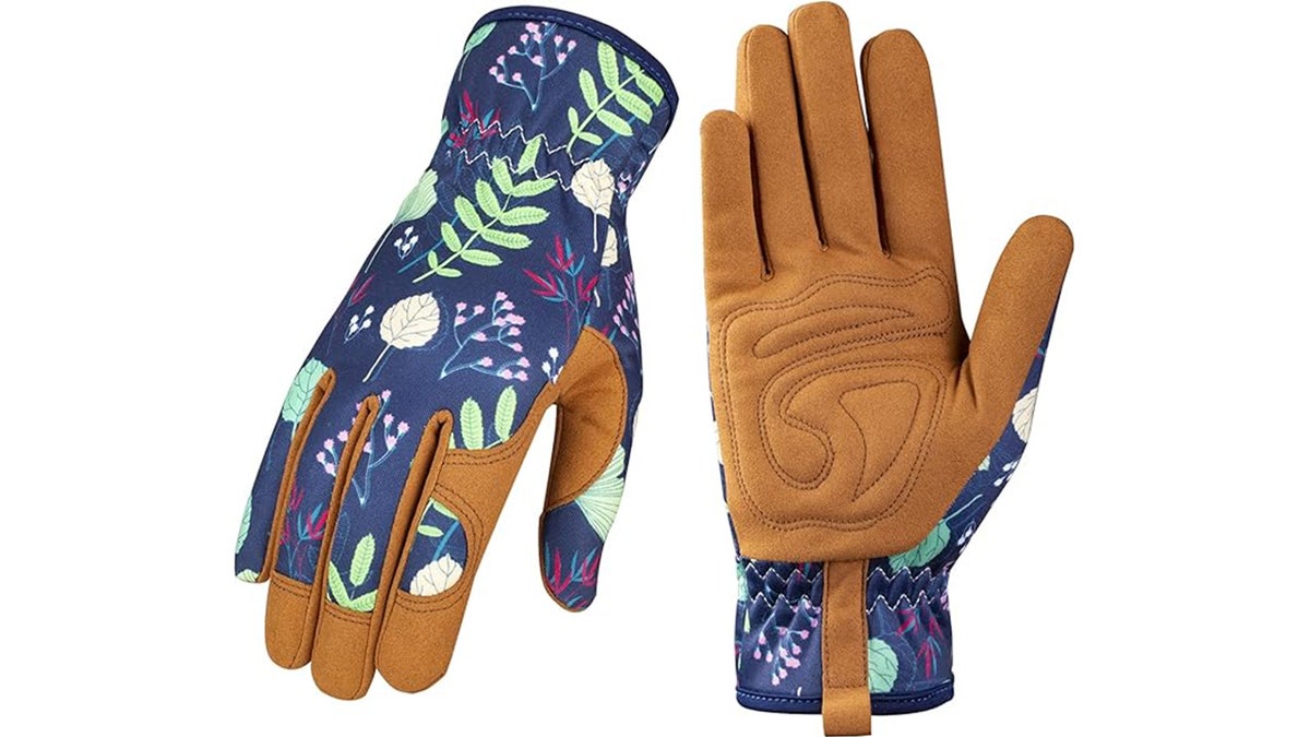 Protect your hands while harvesting. 