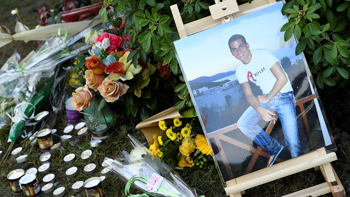 Makeshift memorial for Ilan Halimi