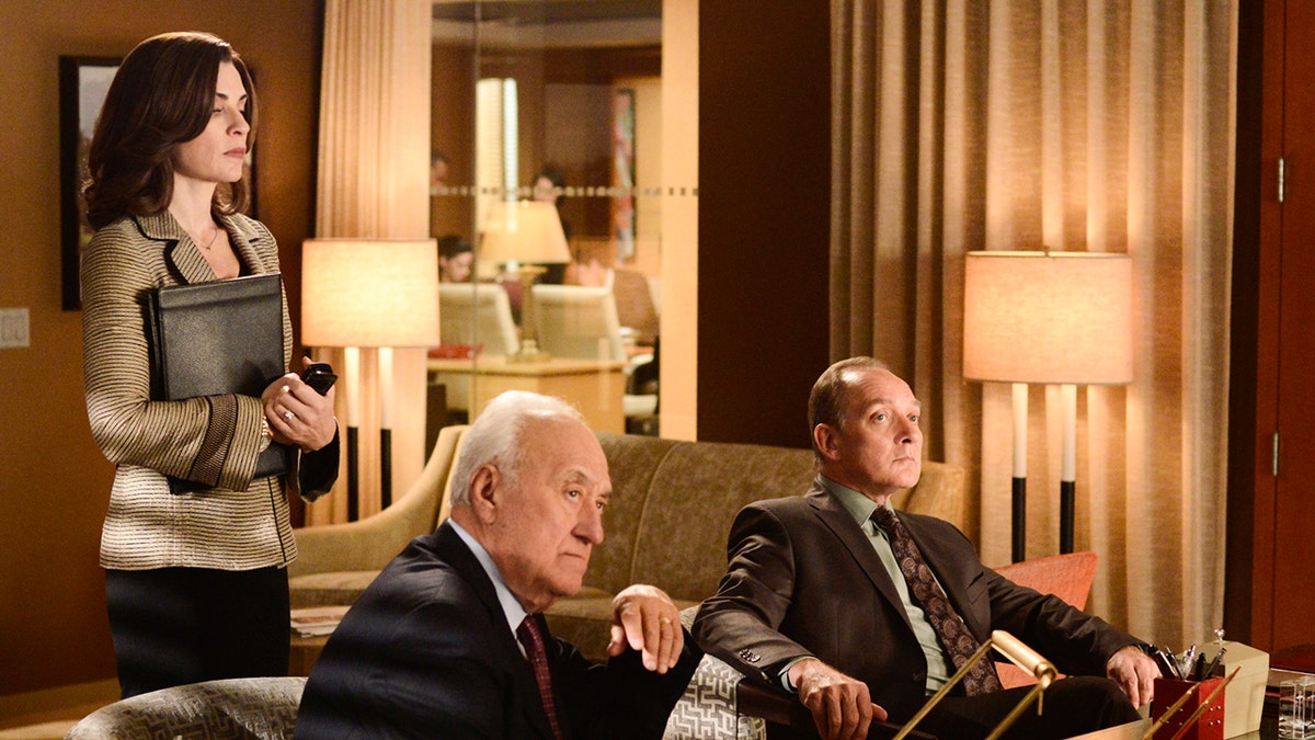 Jerry Adler, a good wife
