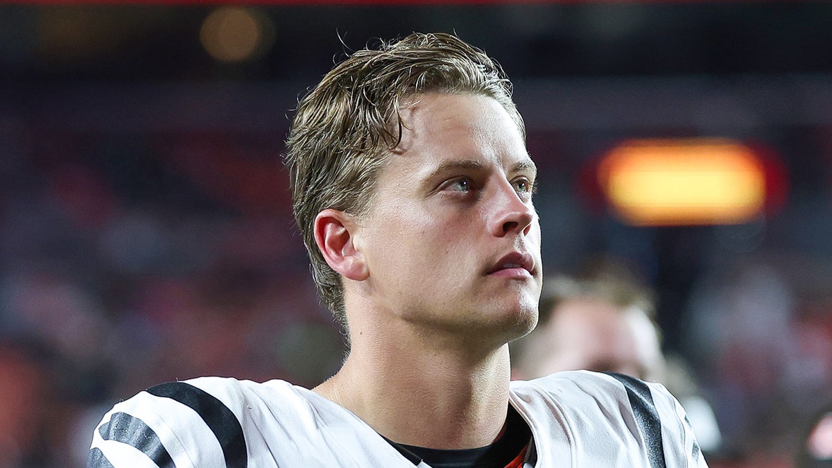 Joe Burrow walks off field