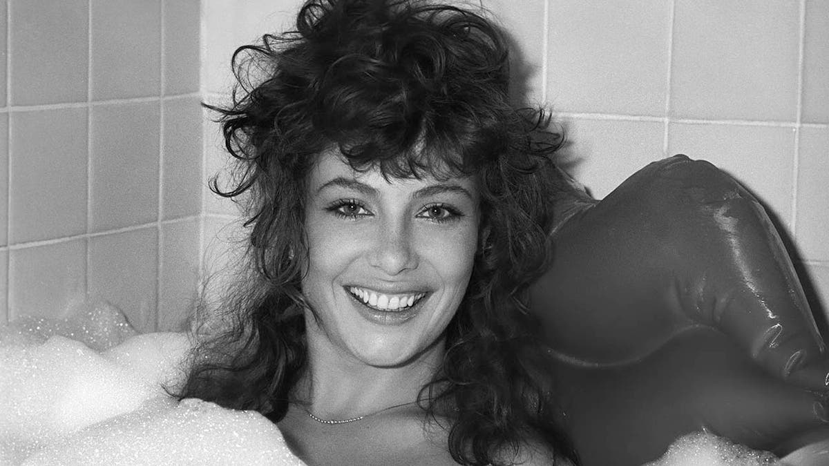 Kelly Liberok berpikir di bak mandi pada tahun 1982