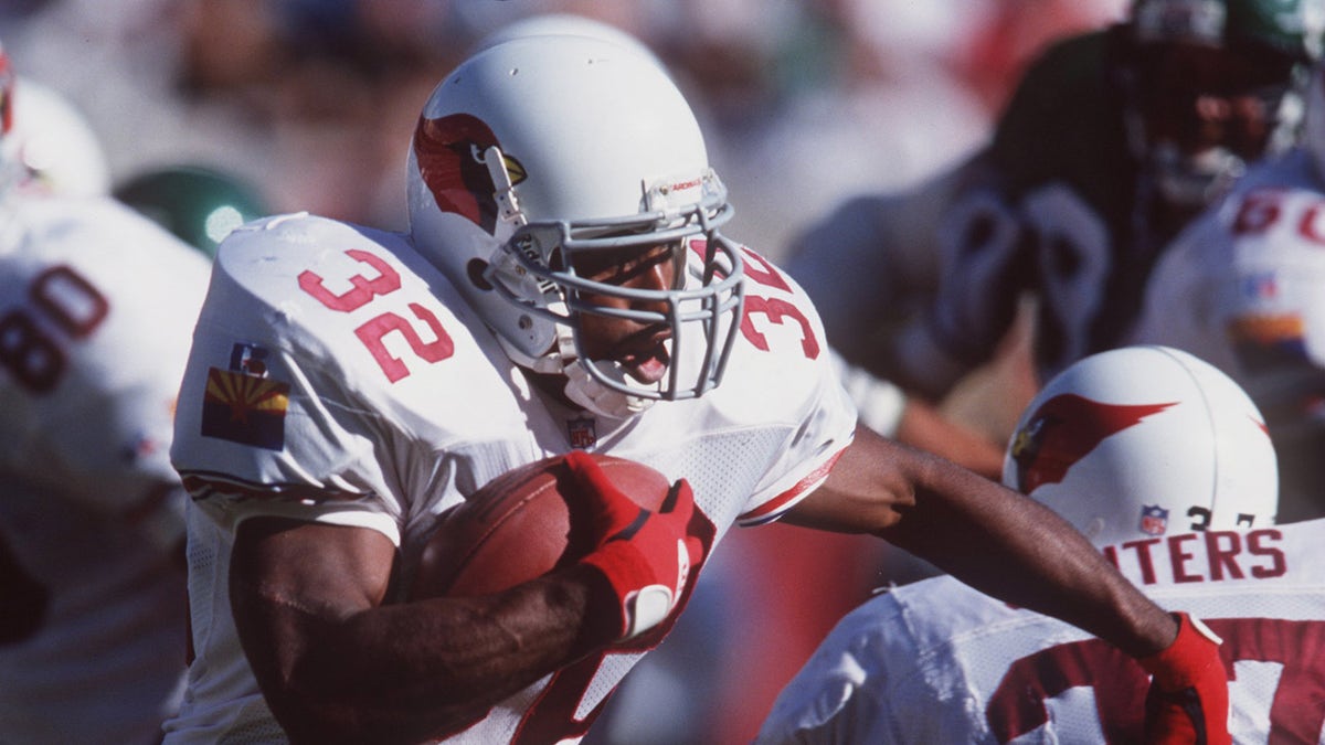 Former NFL running back convicted on 6 felony counts in record-breaking dog fighting operation
