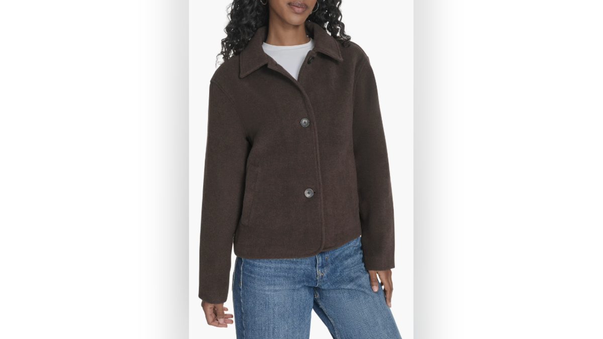 This lightweight jacket pairs well with jeans.