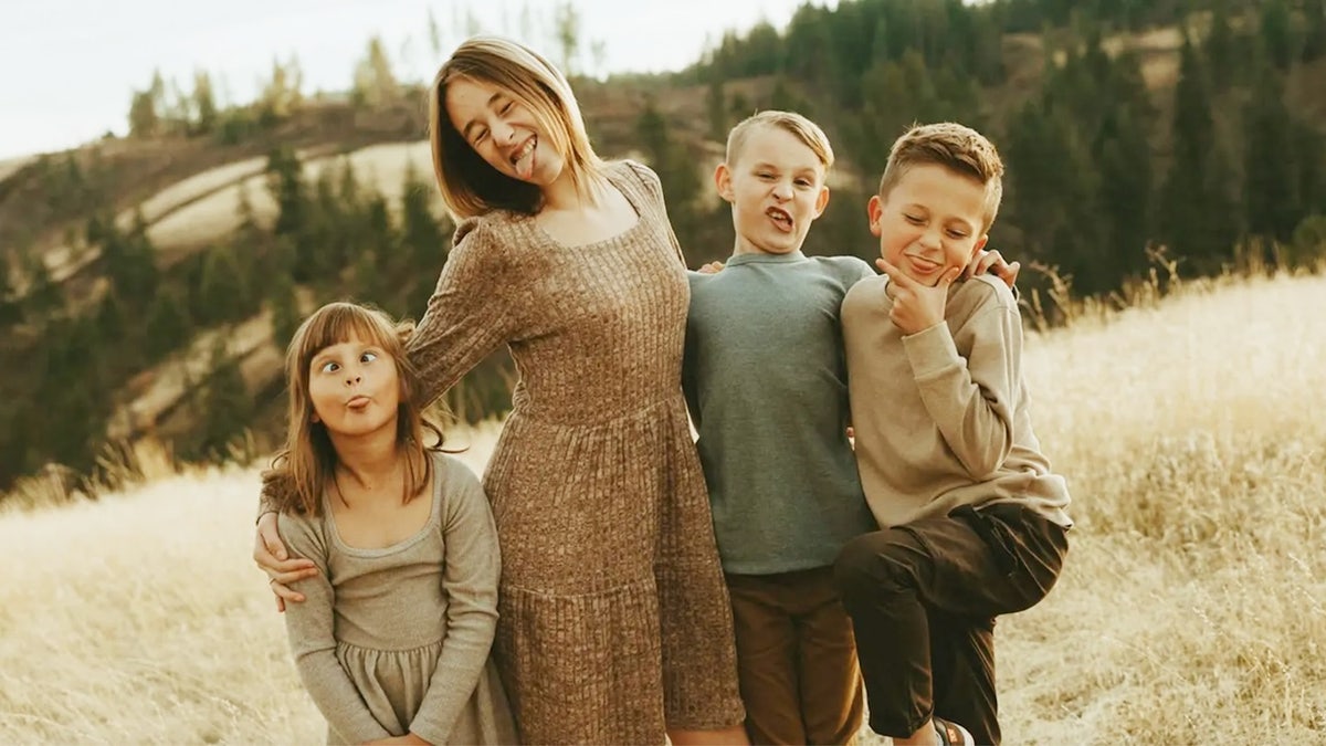 Maletich children