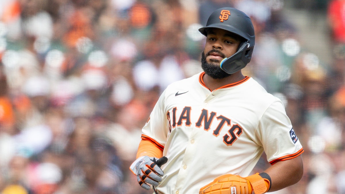 Heliot Ramos runs the bases