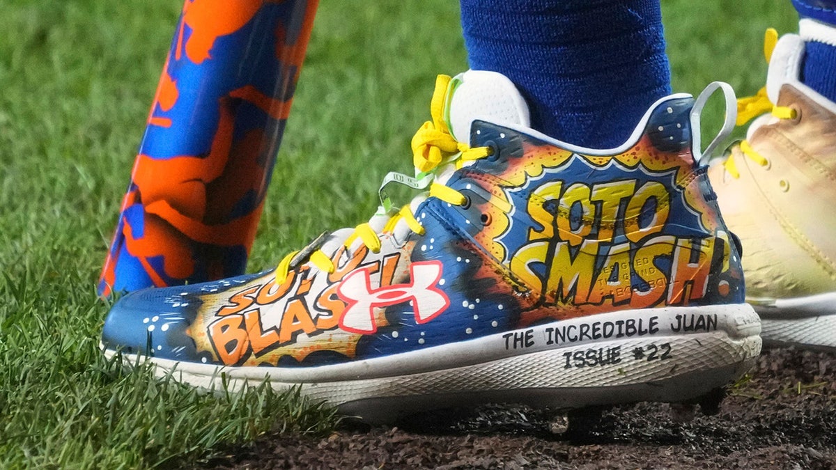 Juan Soto wears cleats