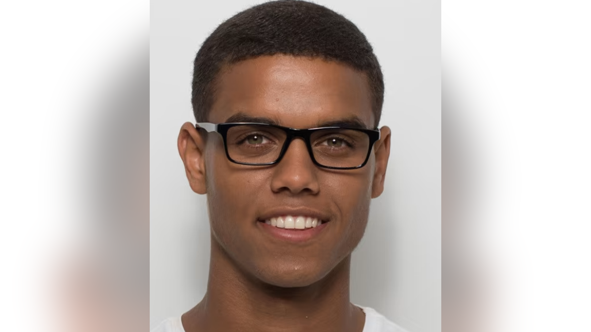These rectangular frames are unisex.