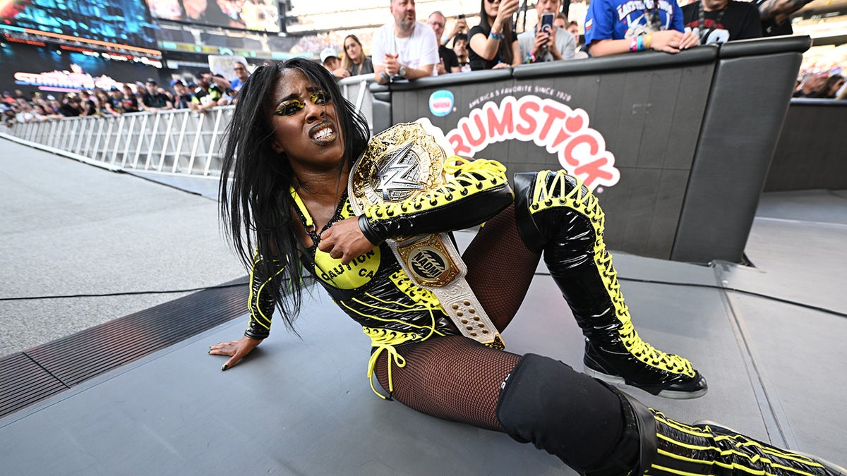 Naomi steals SummerSlam victory from Rhea Ripley, Iyo Sky to retain Women’s World Championship