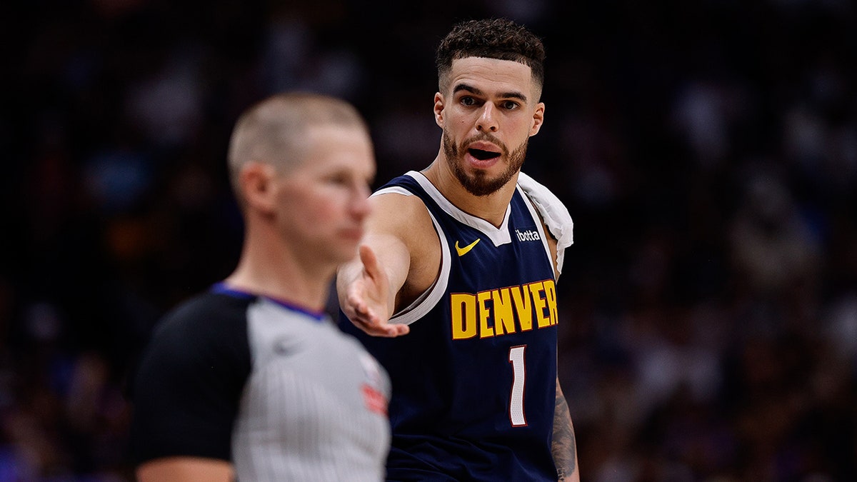 Michael Porter Jr argues