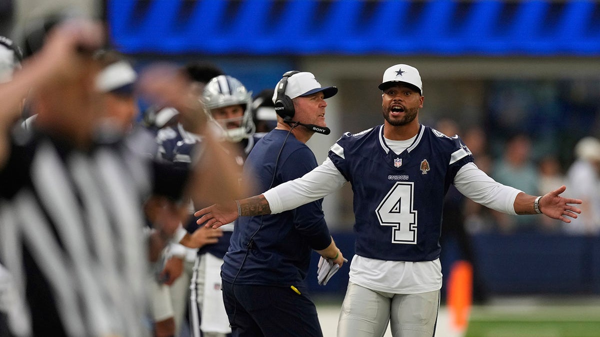 Dak Prescott yells at official
