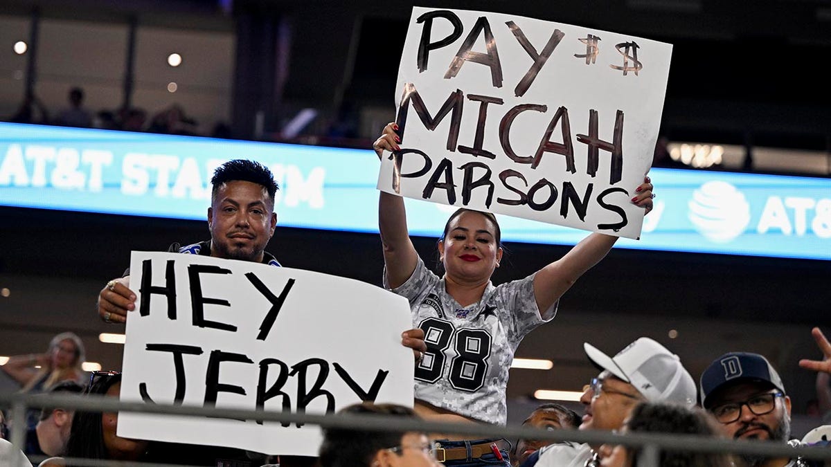 Micah Parsons fans