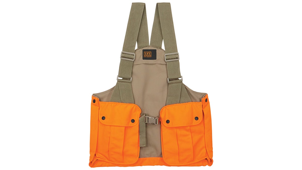 This vest comes with expandable pockets and a bird pocket in the back.
