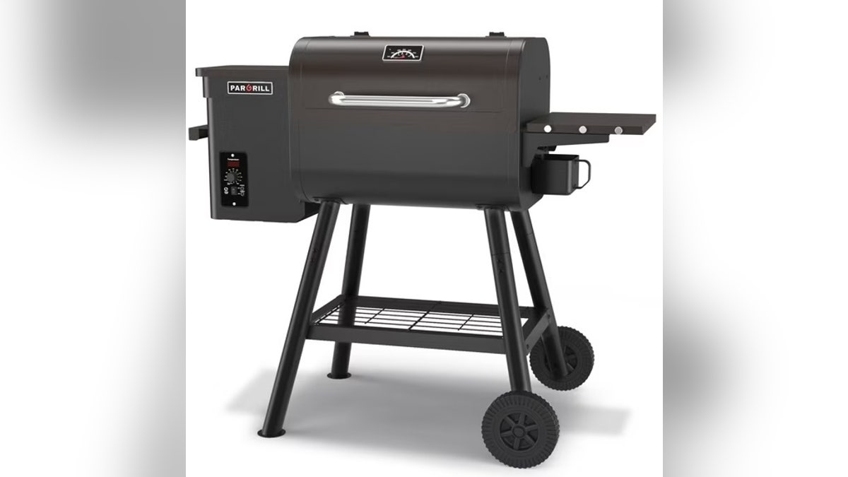 Smoke, grill and more with this eight-in-one pellet grill.