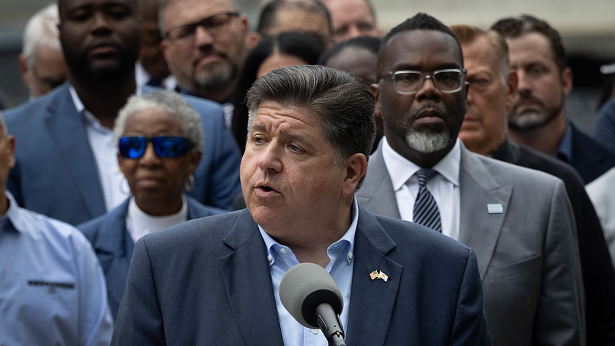 Noem demands Pritzker 'abandon' liberal immigration policies after alleged killer caught  at george magazine