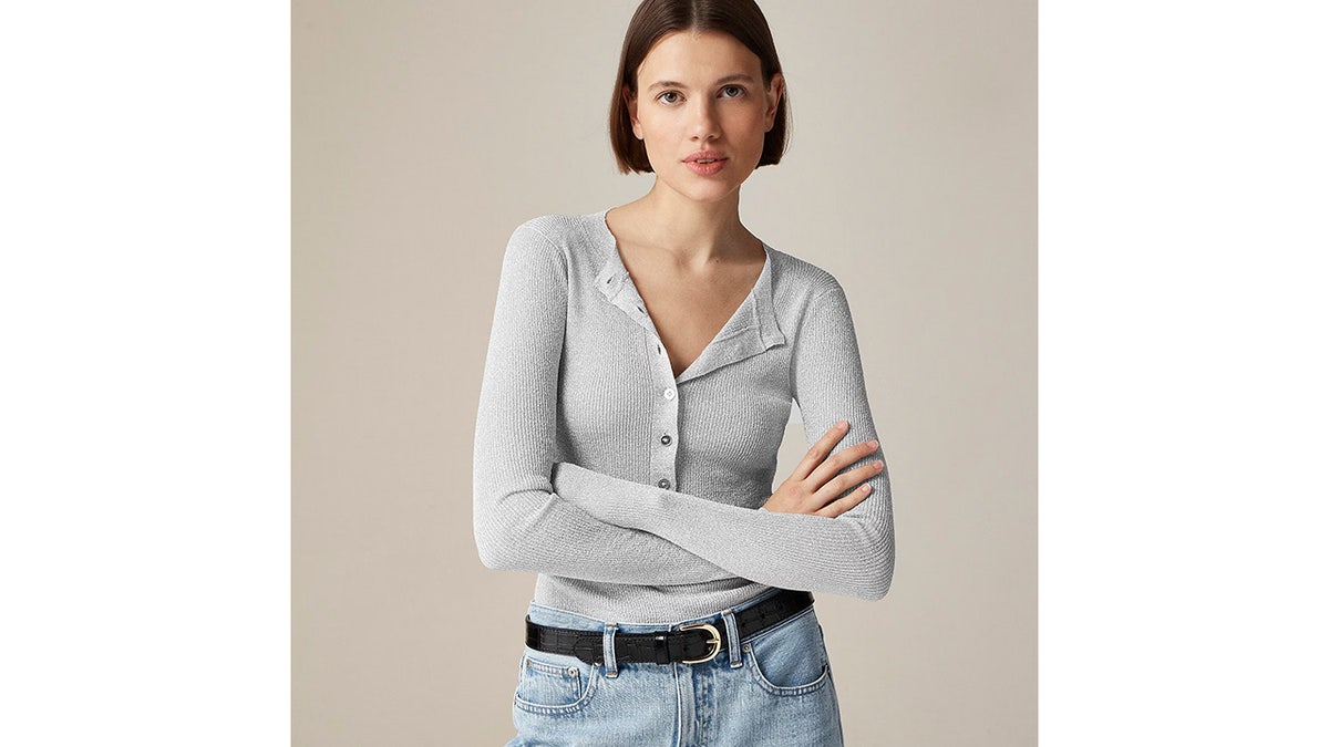 This long-sleeve Henley t-shirt is soft against the skin.