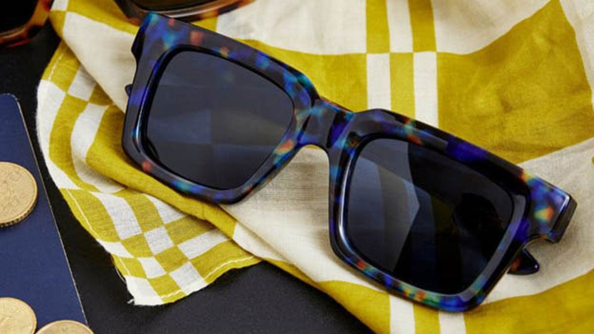 These frames come in a unique blue tortoiseshell color.?