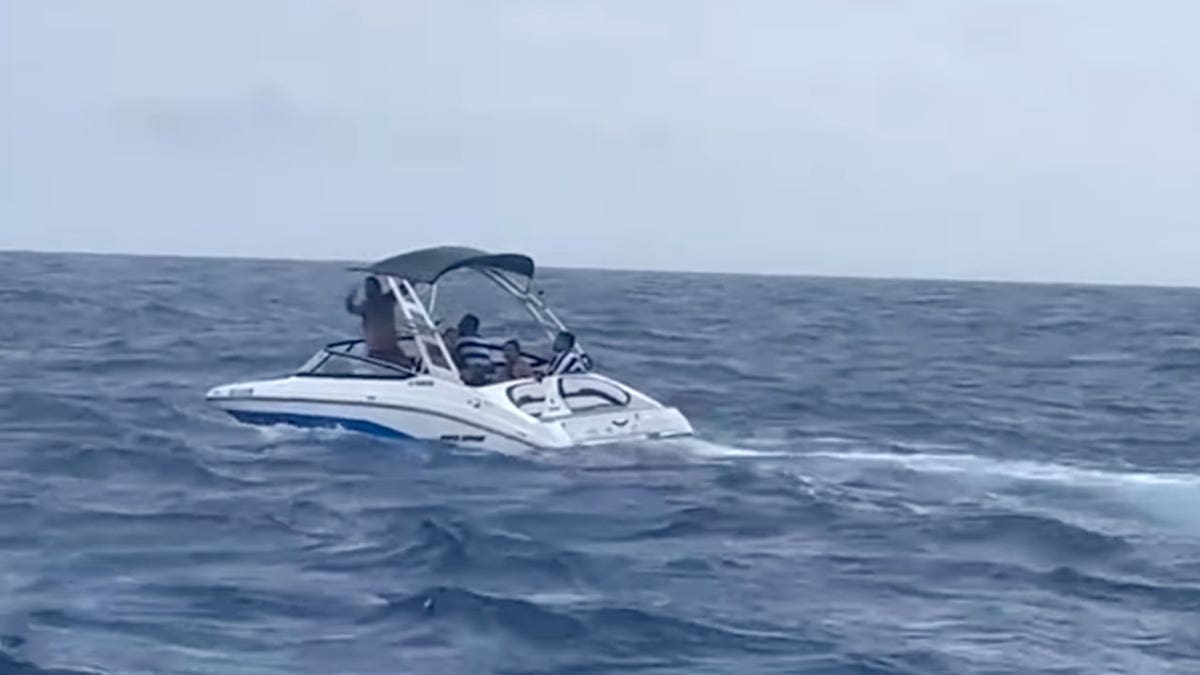 boat rescue eight people distressed