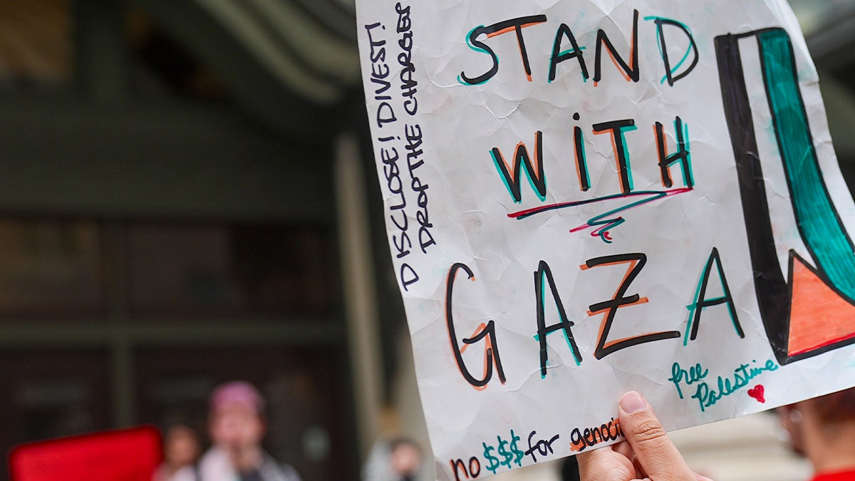 stand-with-gaza-nyc.jpg?ve=1&tl=1