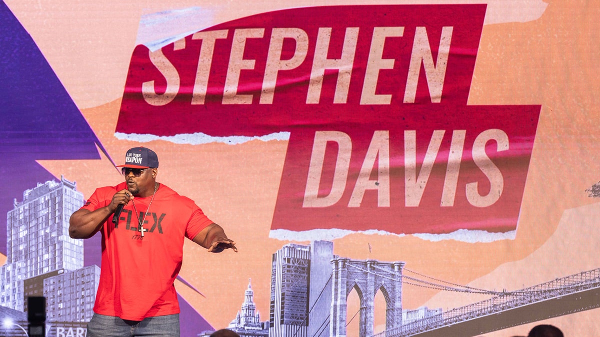 MAGA Hulk Stephen Davis shares his conservative political awakening story 1 Stephen Davis