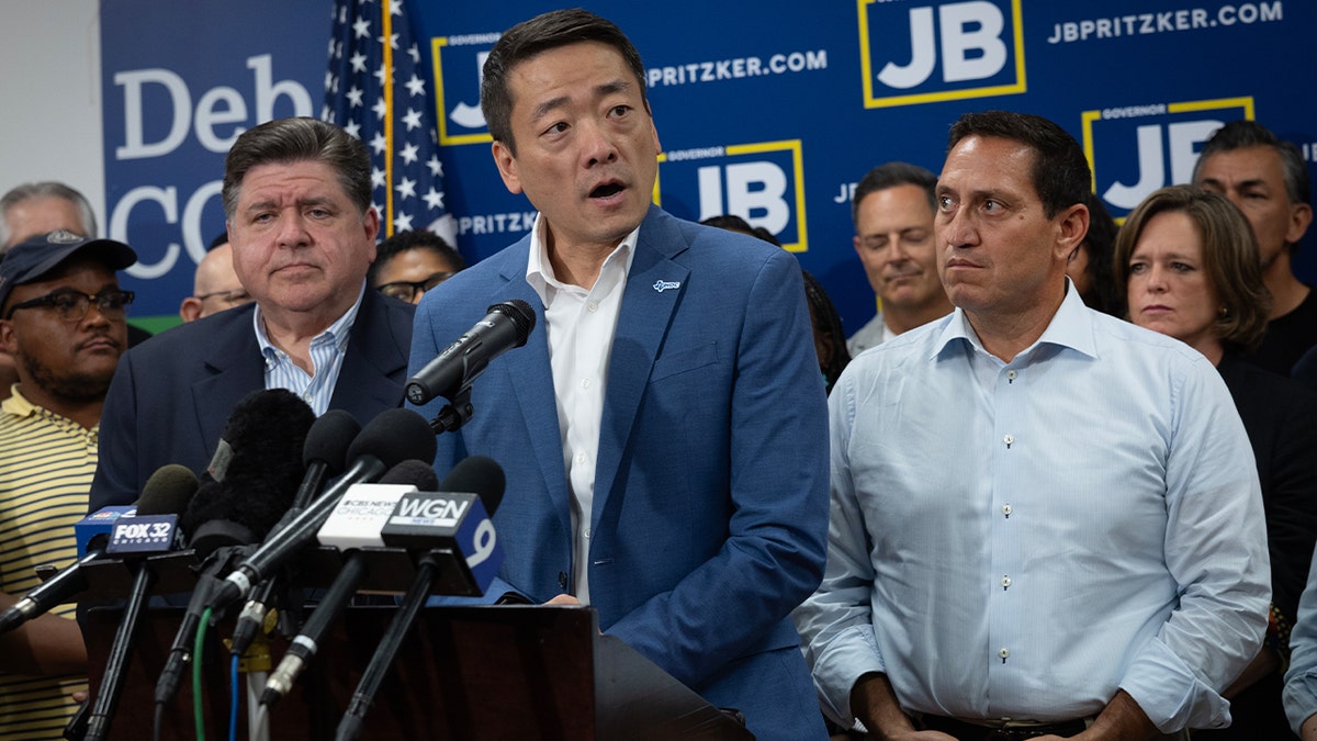 texas-democrat-rep.-gene-wu Responded to the threat of removal of Abbott after Texas House Democrats left