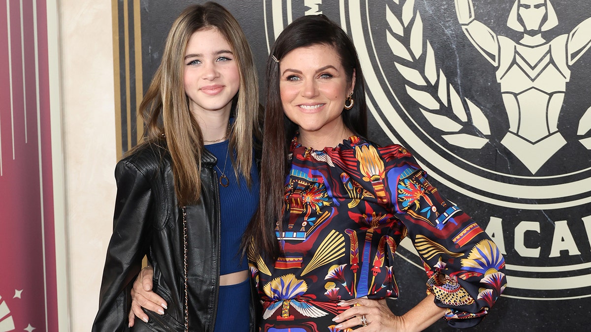 Tiffani Thiessen and daughter Harper Renn Smith a the Los Angeles premiere of "The Hunger Games: The Ballad Of Songbirds & Snakes" in November 2023.