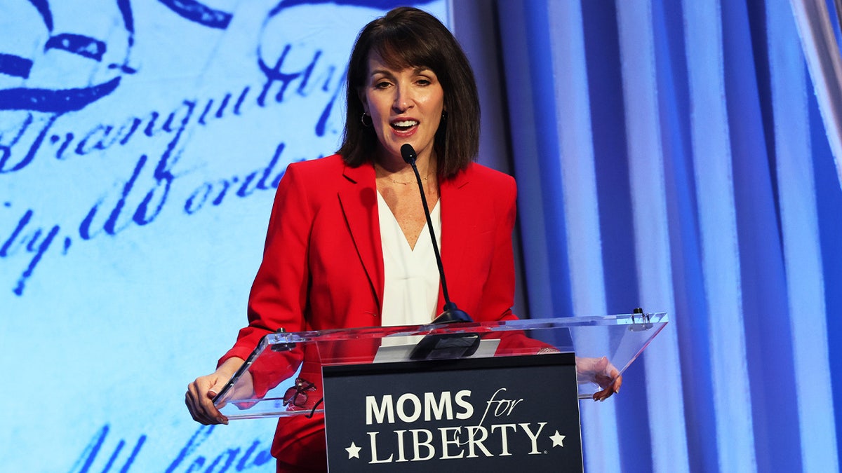 Tina Descovich speaks at Moms’ Freedom Summit