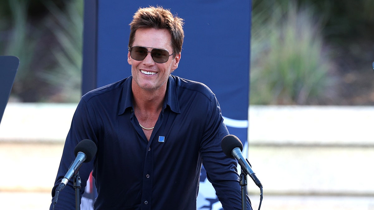 Tom Brady gives speech