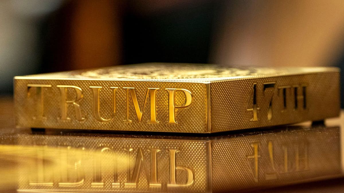 Trump gold coasters