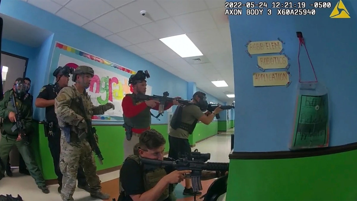 New Uvalde body camera video shows parents begging police to storm school 1 Uvalde bodycam police footage released