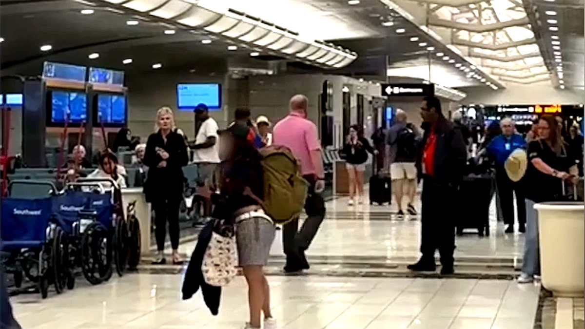 Woman has meltdown at Orlando International Airport