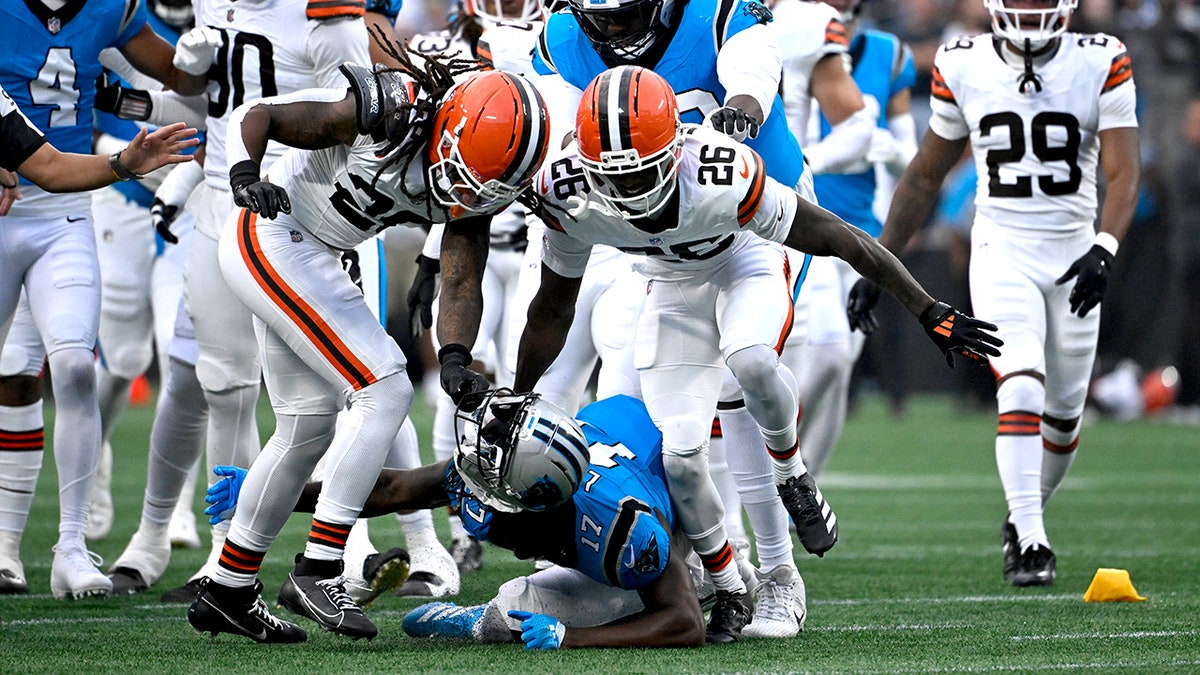 Rayshawn Jenkins and Xavier Legette fight