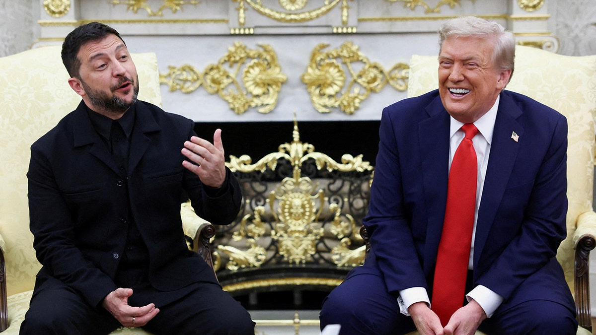 Ukrainian President Volodymyr Zelenskyy and US President Donald Trump at the White House
