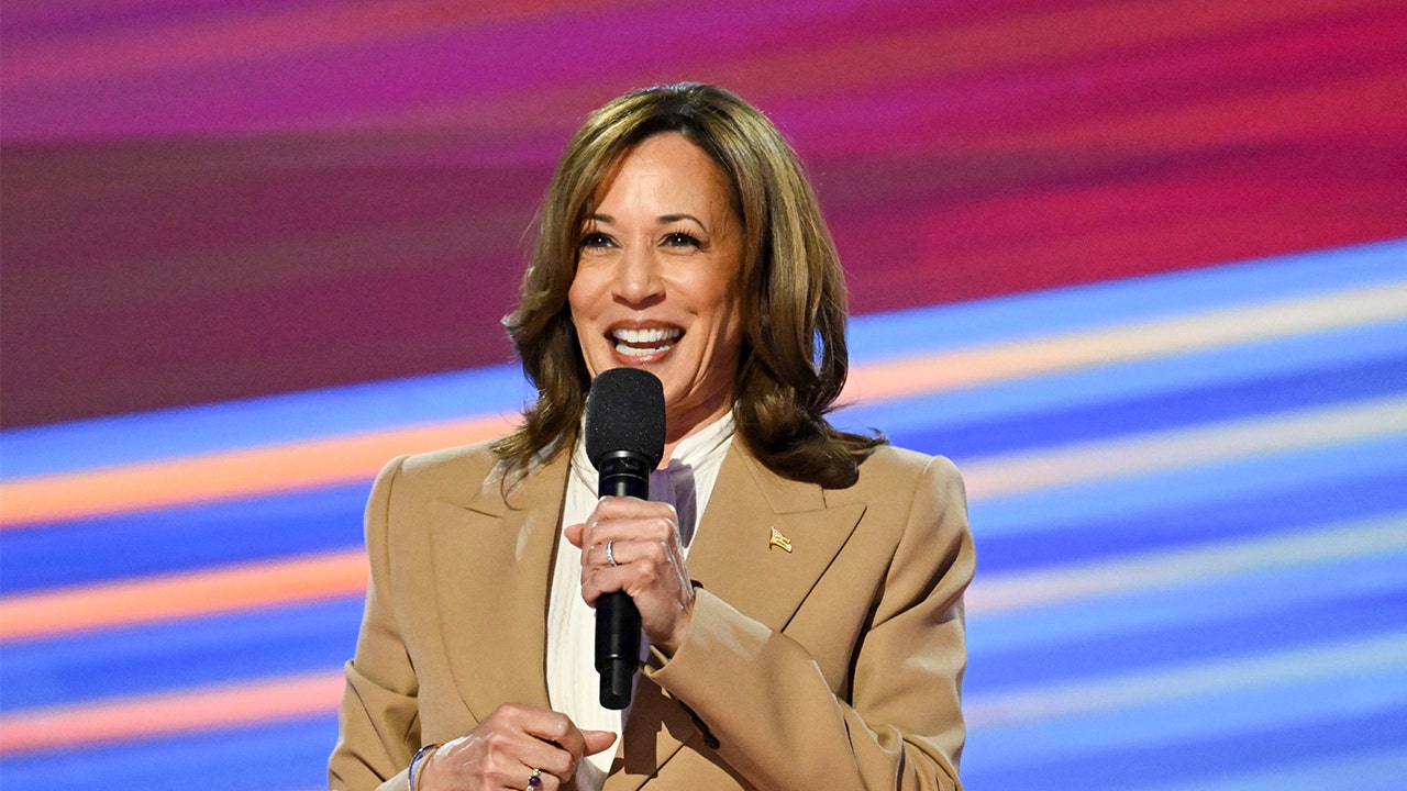 foxnews.com - Michael Sinkewicz - Kamala Harris uses flower analogy to explain social media algorithms while discussing AI, midterms