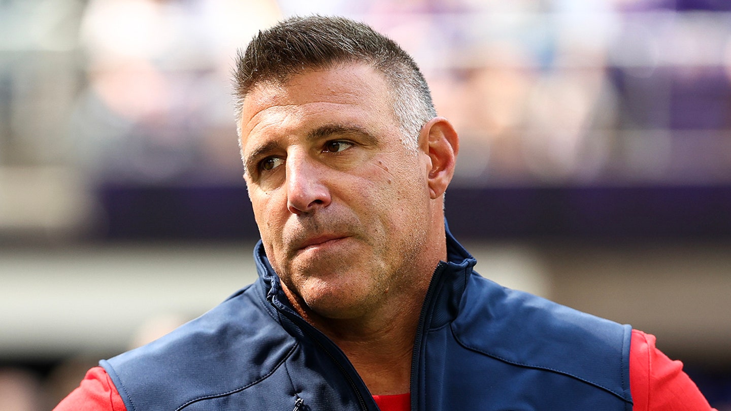 Mike Vrabel gives fiery response to radio host questioning red-hot Patriots' 'joke' strength of schedule