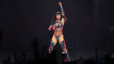 Katy Perry stops Detroit concert after young fan collapses on stage