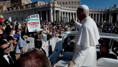 Pizza for pope survived van breakdown, TSA security and more drama before finally reaching Catholic leader