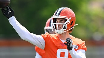 Browns make stunning move, opening Shedeur Sanders up for potential backup role - Fox News