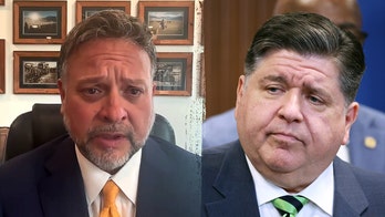 Chicago restaurant owner slams city leadership over crime: 'We want law and order'