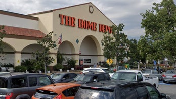 Man struck, killed on freeway while fleeing immigration agents during Home Depot raid