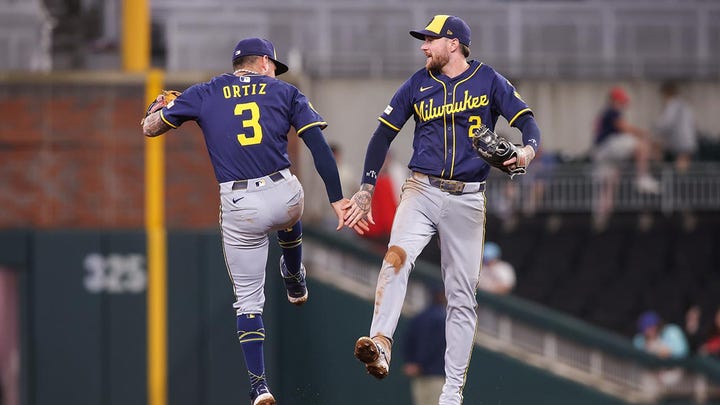 Mookie Betts discusses Dodgers' urgency amid NL West race