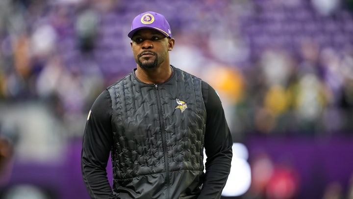 Bequette: Brian Flores' lawsuit reads more like an ‘unhinged rant’