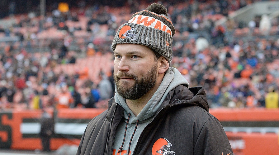 Browns legend Joe Thomas gives 'Shedeur Sanders cult' a reality check