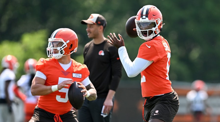 Shedeur Sanders gets top PFF rookie grade, injures oblique in practice | The Herd