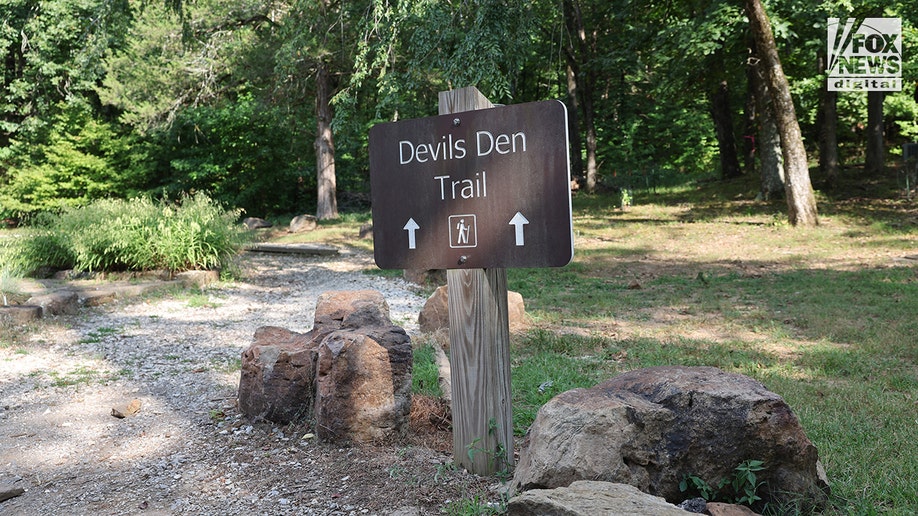 Murder scene at Arkansas park closed off to public