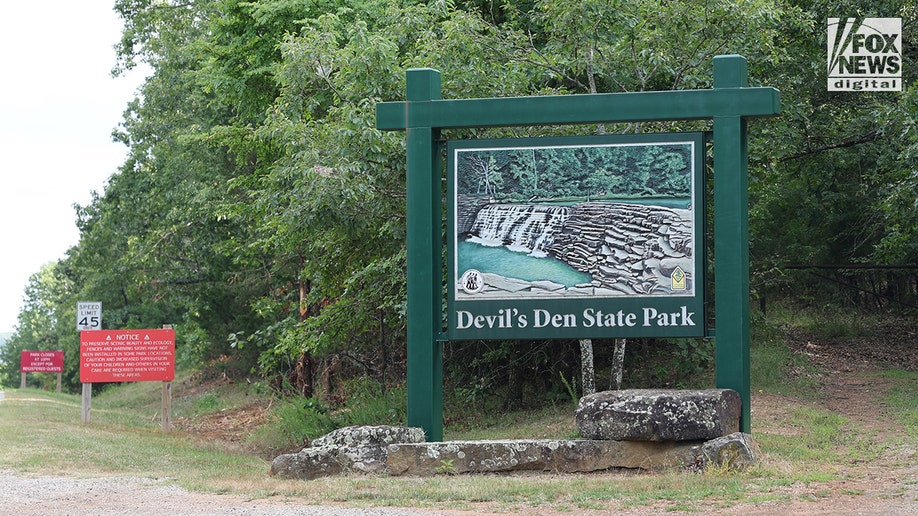 Murder scene at Arkansas park closed off to public