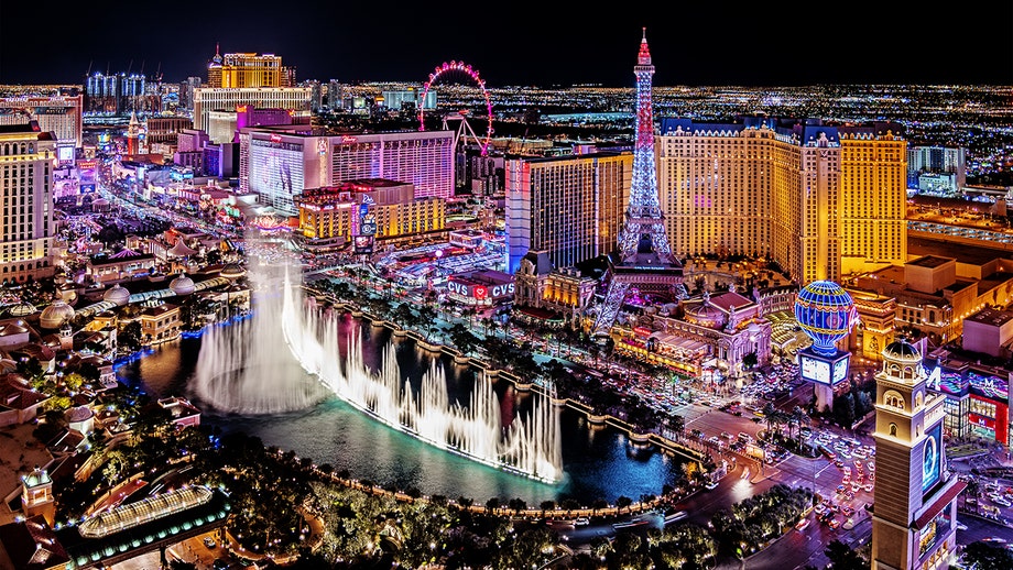 Heart-shaped Las Vegas resort gets green light as critics roast wild design online