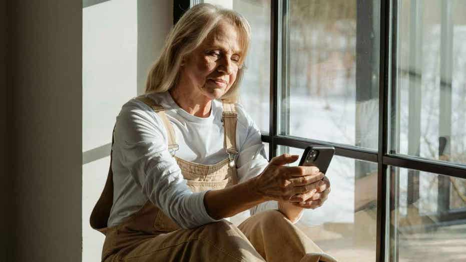 Remove your data to protect your retirement from scammers